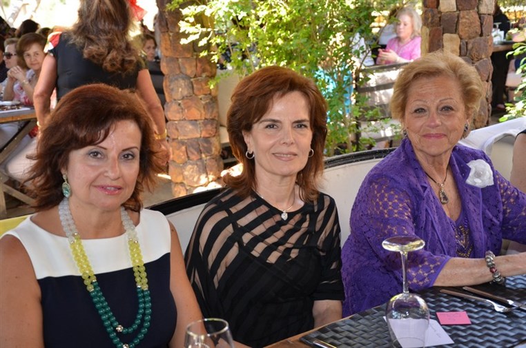 Lunch at Lola
